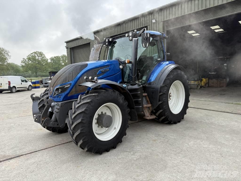 Valtra T 234 V Traktoriai