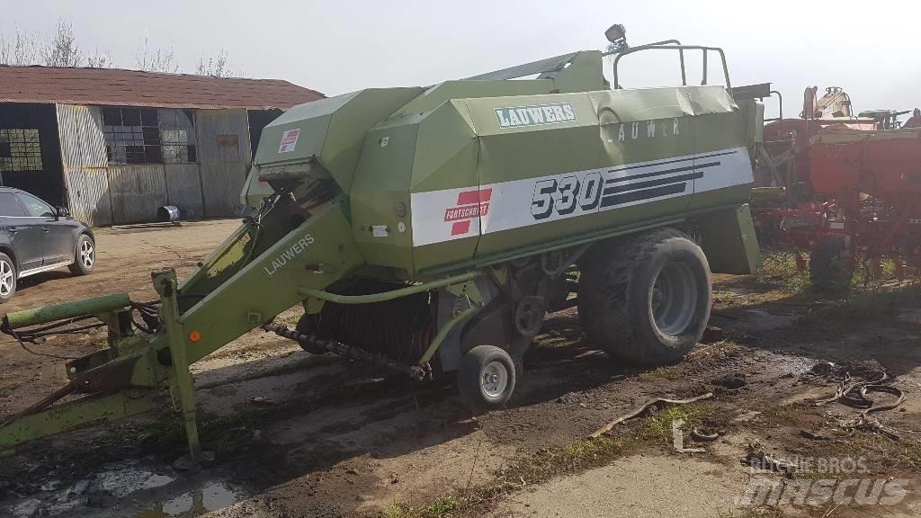 Fortschritt 530 Stačiakampių ryšulių presai
