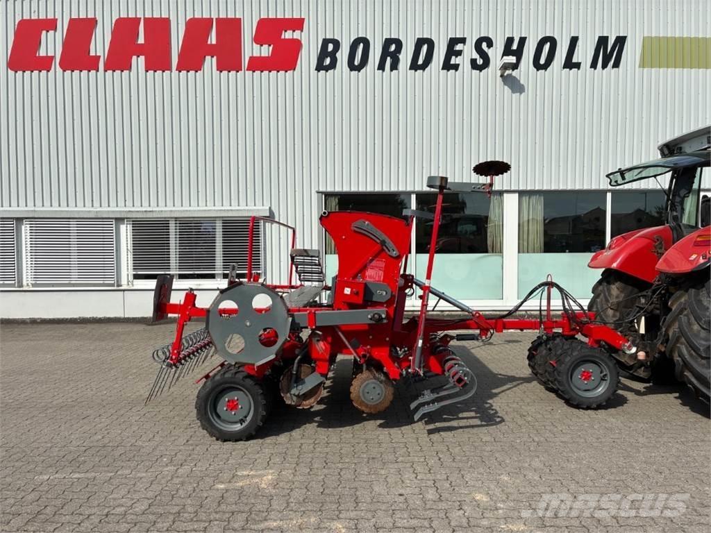 Unia Amber 900/3 Sėjimo technika