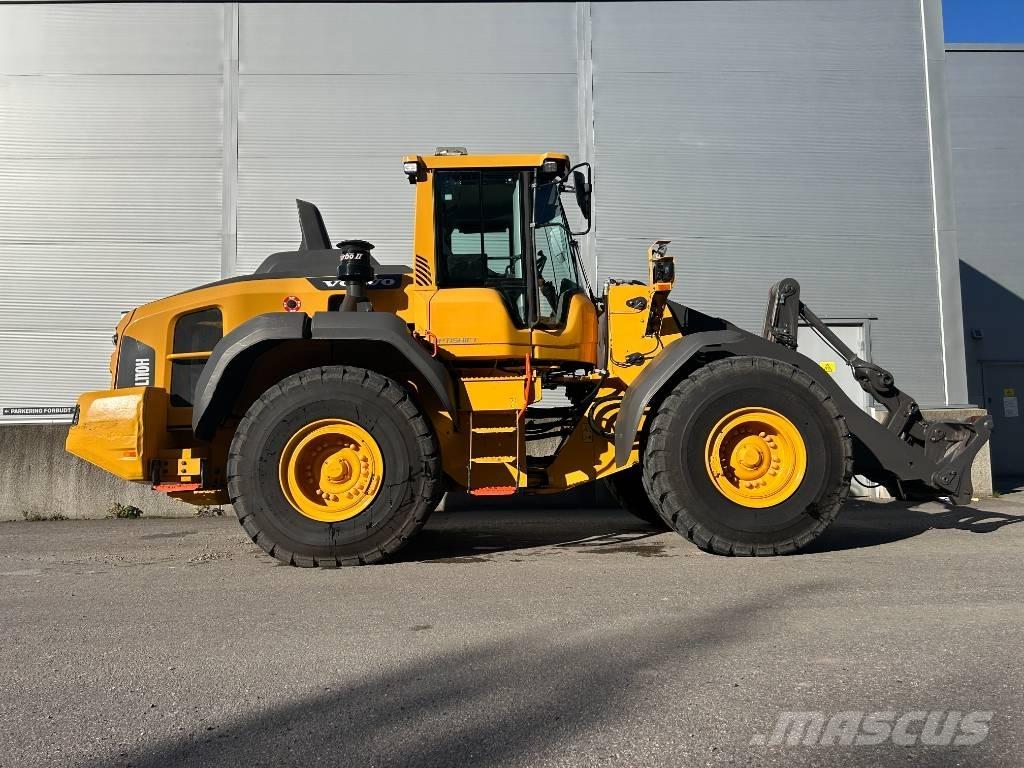 Volvo L110H Naudoti ratiniai krautuvai