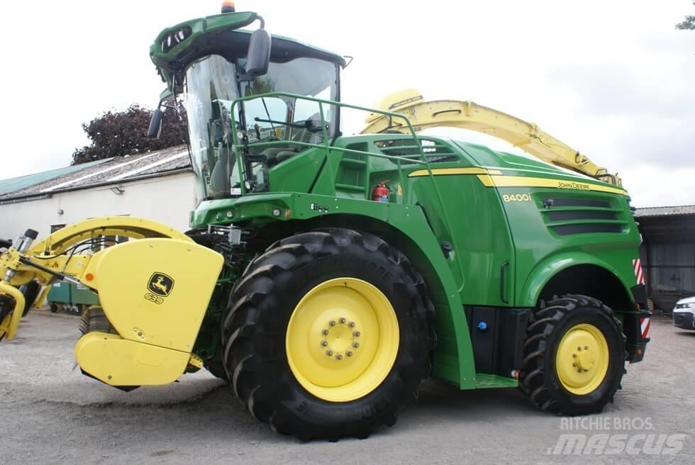 John Deere 8400 T Pašarų ruošimo technika