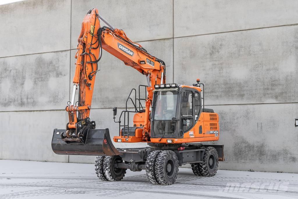 Doosan DX 140 W-3 Ratiniai ekskavatoriai