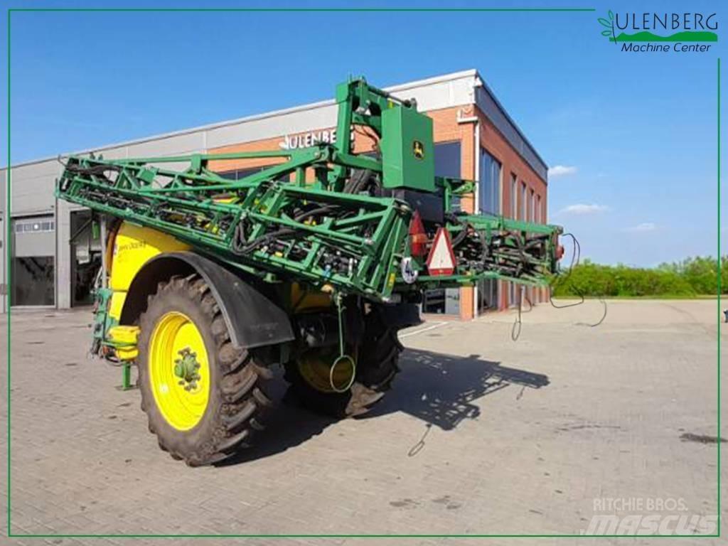 John Deere M 740 Prikabinami purkštuvai