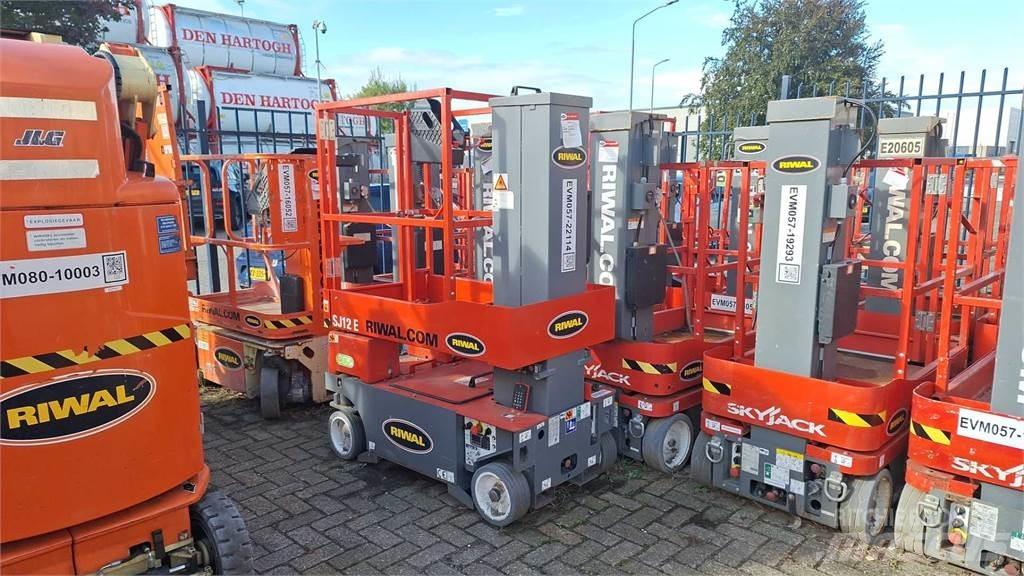SkyJack SJ12 Kiti keltuvai ir platformos
