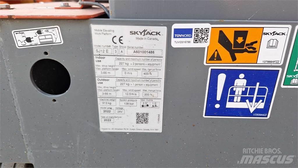 SkyJack SJ12 Kiti keltuvai ir platformos