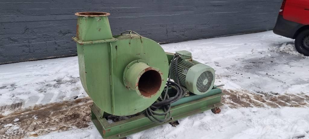  Siirtopuhallin 30 kW Transporteriai