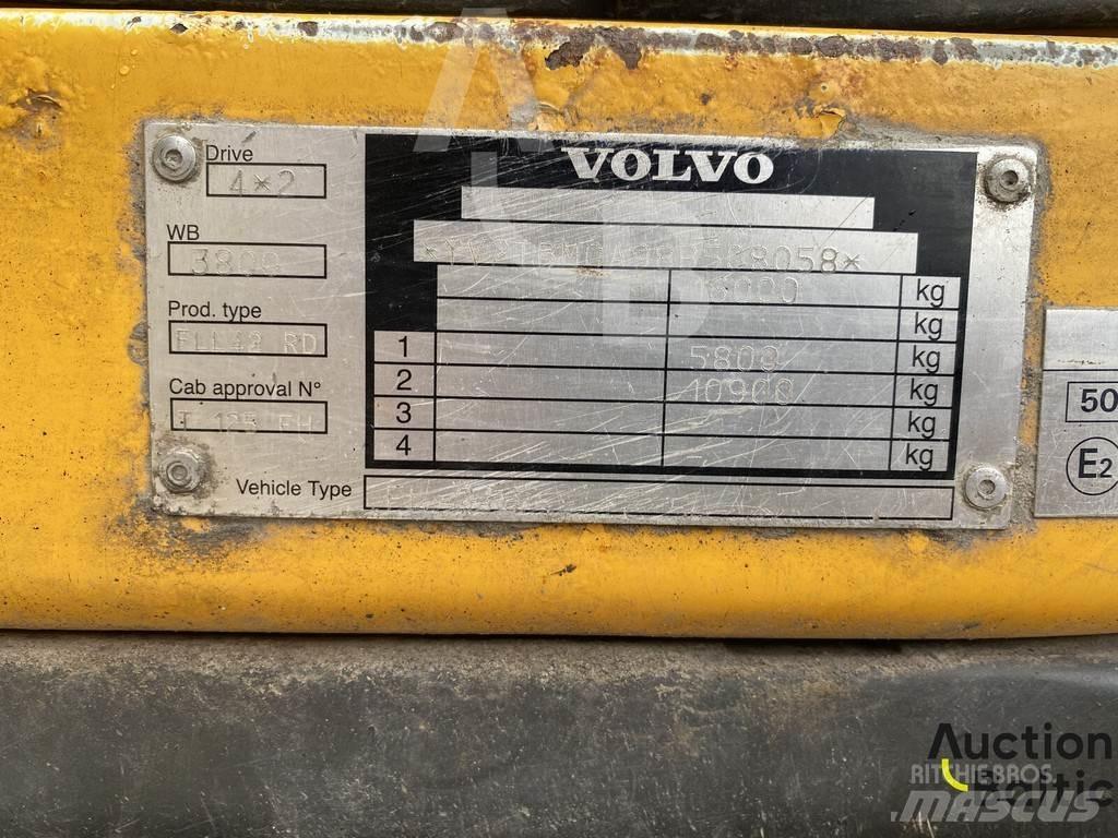Volvo FL 240 4x2 Savivarčių priekabų vilkikai