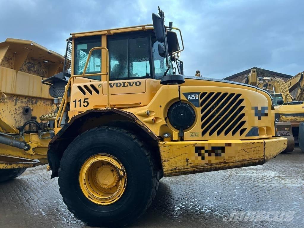 Volvo A 25 D Karjeriniai savivarčiai