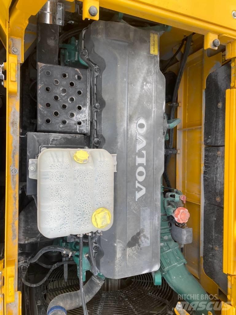 Volvo 480D Vikšriniai ekskavatoriai