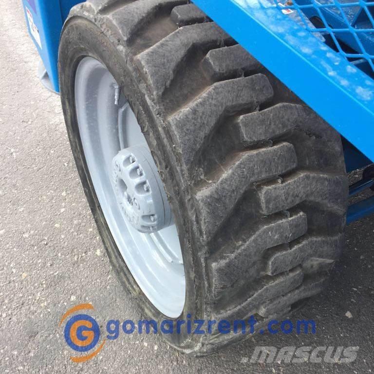 Genie GS 4390 Žirkliniai keltuvai