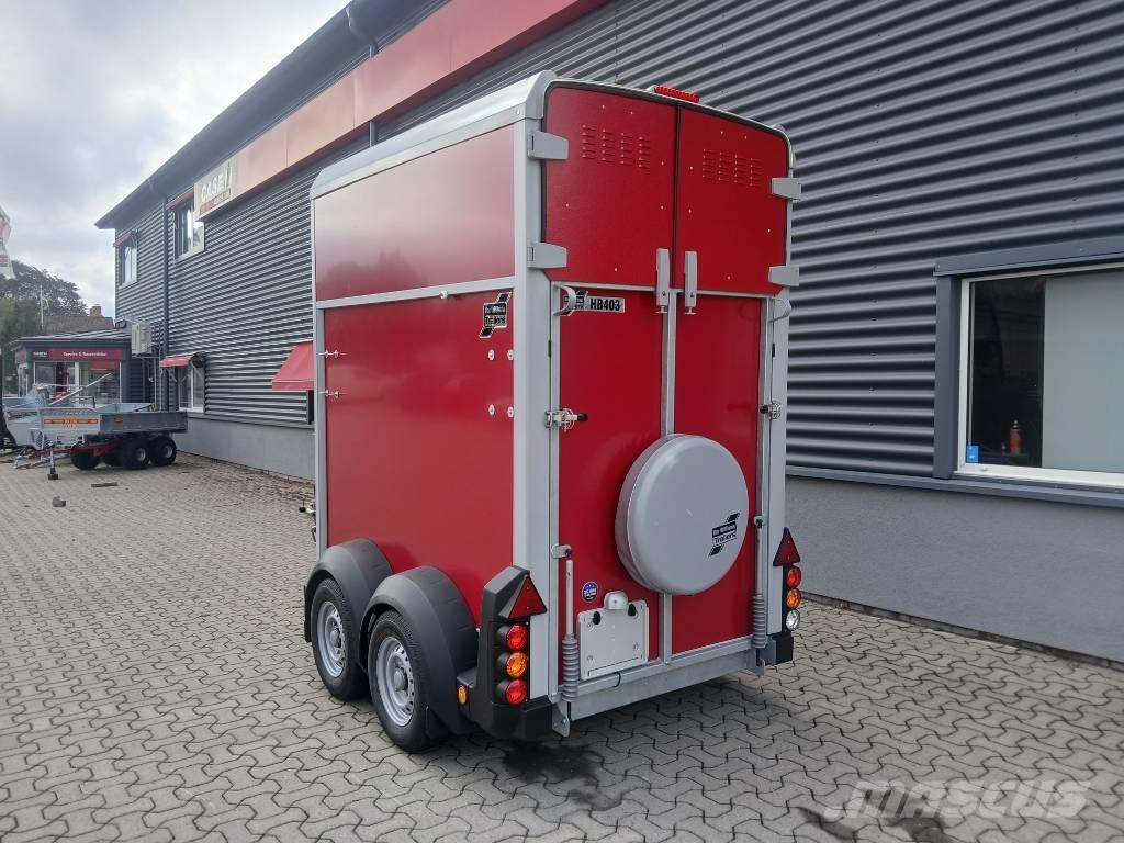 Ifor Williams HB403 Gyvulių pervežimo priekabos