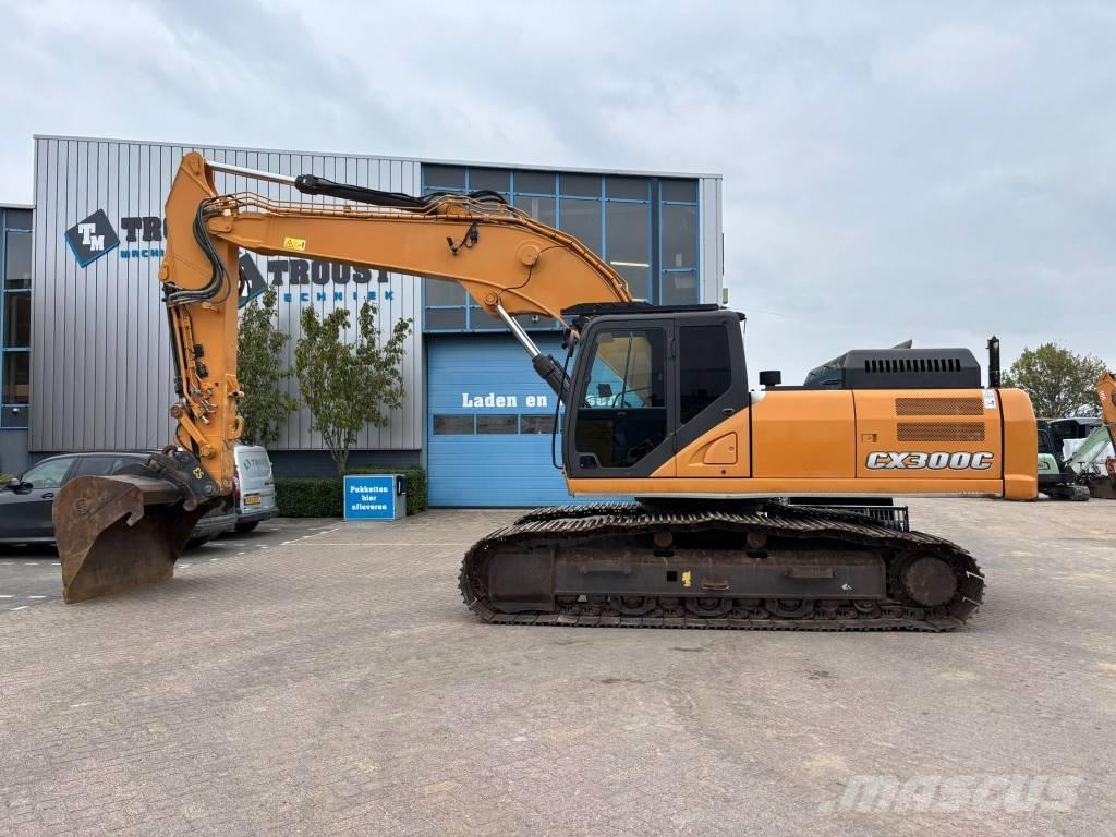 CASE CX 300 C Vikšriniai ekskavatoriai