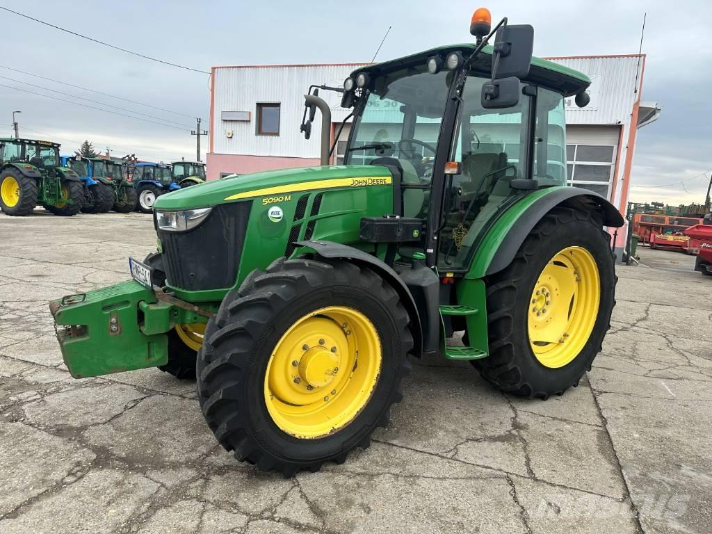 John Deere 5090 M Traktoriai