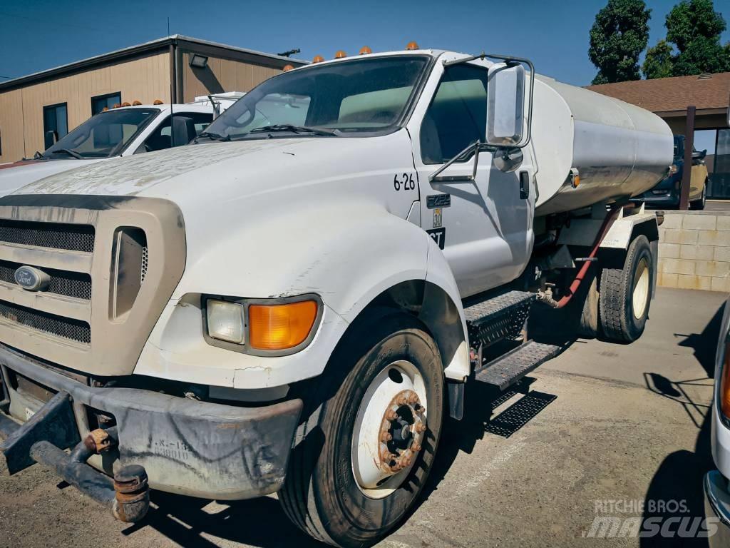 Ford F 750 XL SD Vandens sunkvežimiai