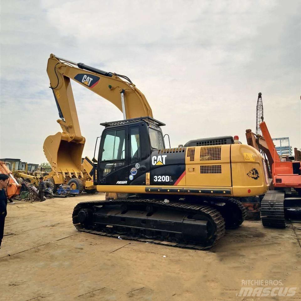 CAT 320D Vikšriniai ekskavatoriai