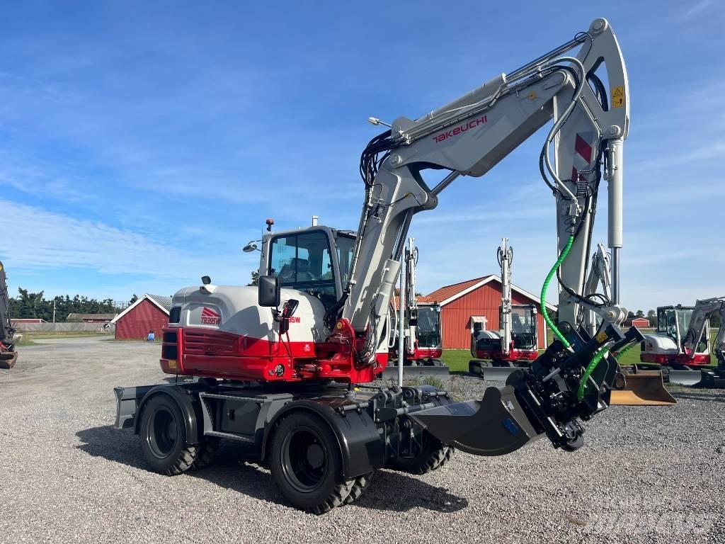 Takeuchi TB 395 W Ratiniai ekskavatoriai