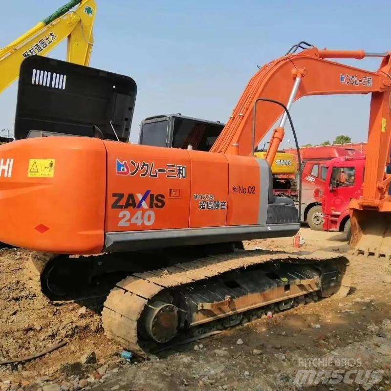 Hitachi ZX 240 Vikšriniai ekskavatoriai