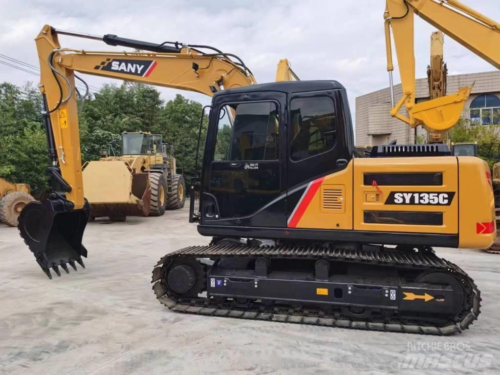 Sany sy135c Vikšriniai ekskavatoriai
