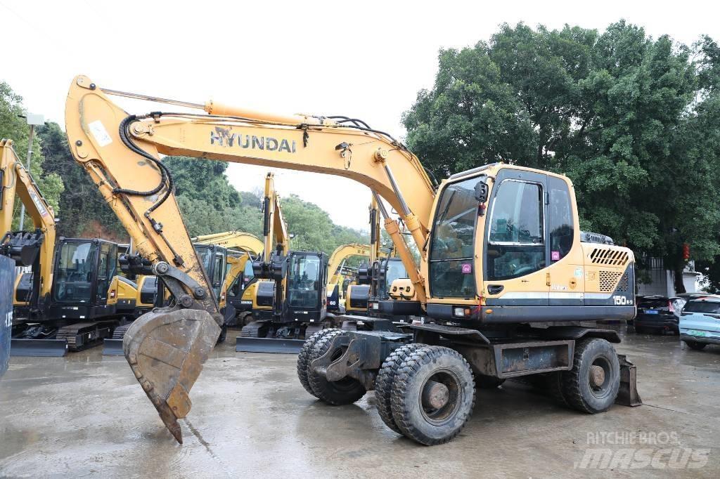 Hyundai 150W-9 Ratiniai ekskavatoriai