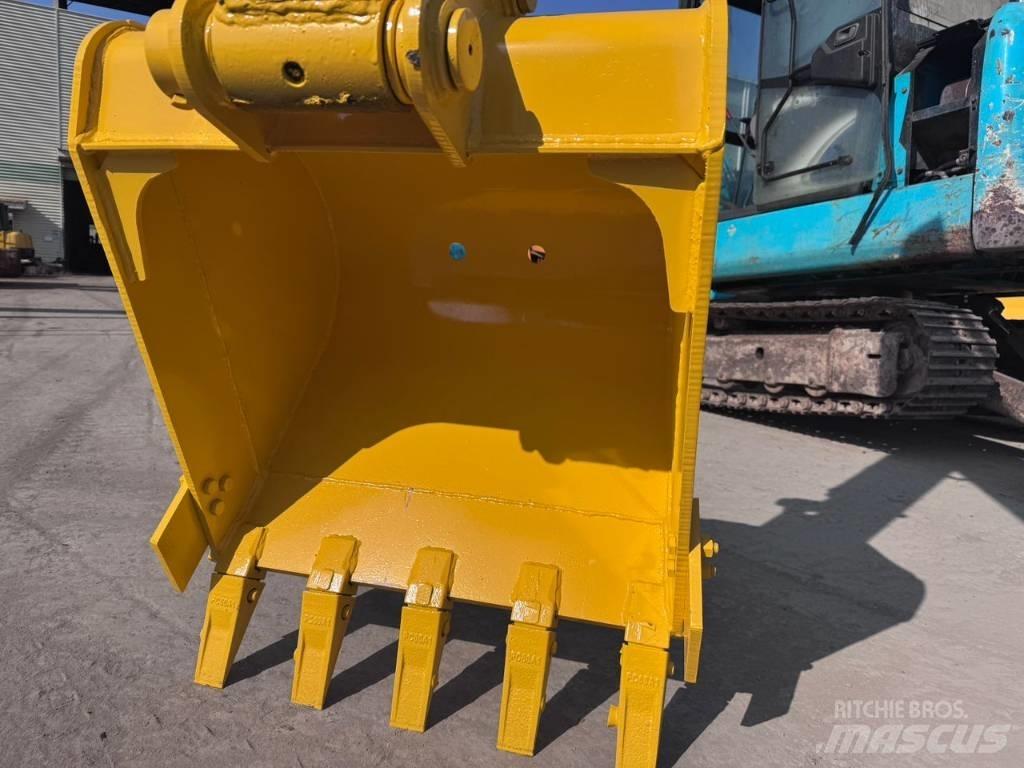 Komatsu PC 56 Vikšriniai ekskavatoriai