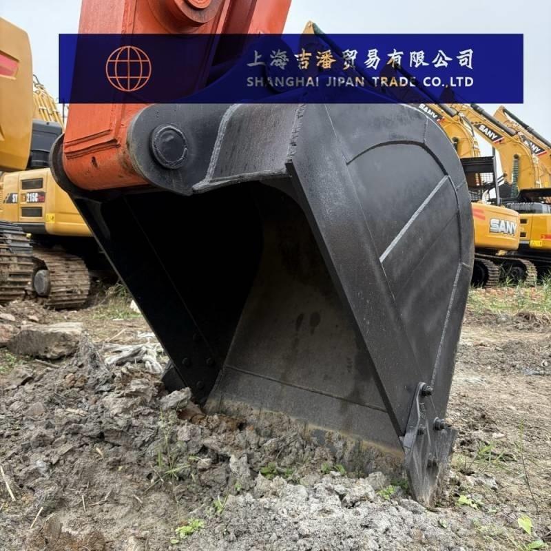 Hitachi ZX 210 Vikšriniai ekskavatoriai