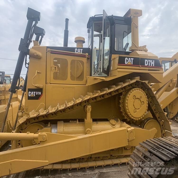 CAT D7H Vikšriniai buldozeriai