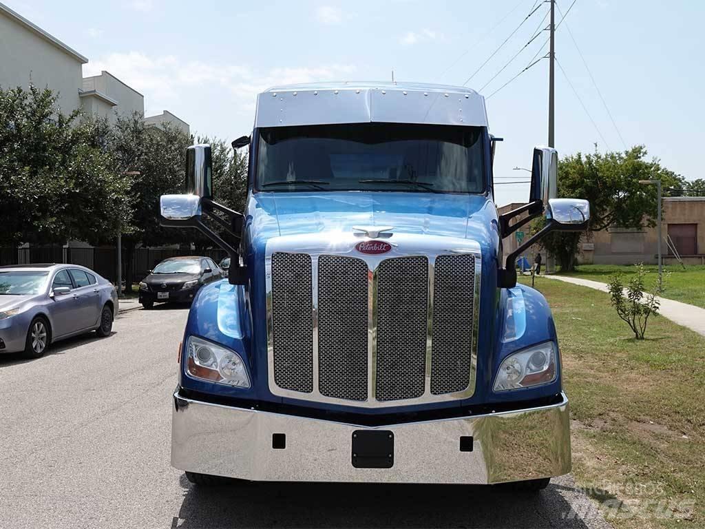 Peterbilt 579 Savivarčių priekabų vilkikai