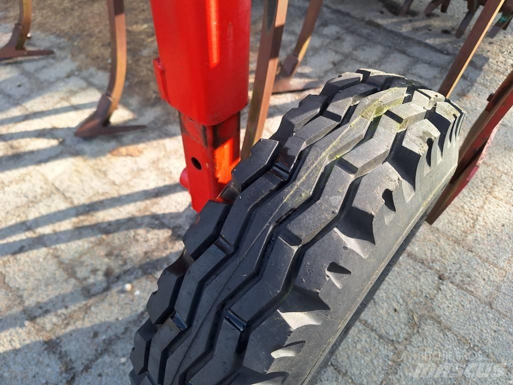 Kverneland STF 300 Kultivatoriai