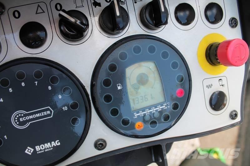 Bomag BW 120 AD-5 Porinių būgnų volai