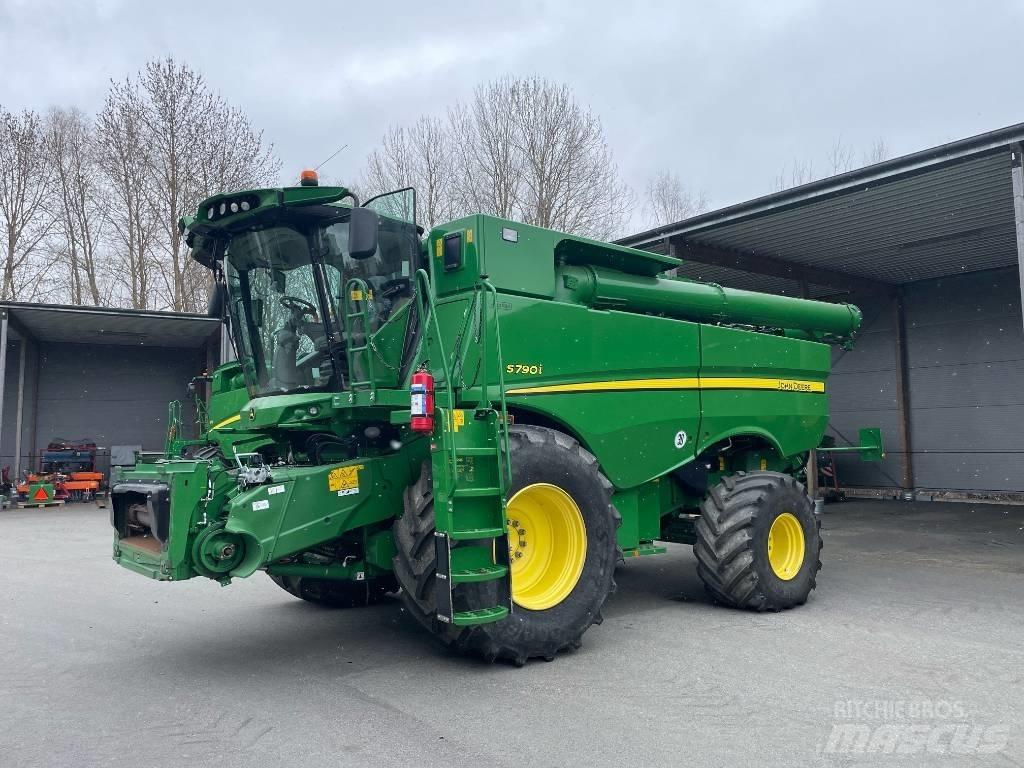 John Deere S790i Derliaus nuėmimo kombainai