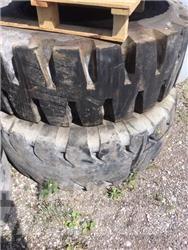 Bridgestone v Naudoti ratiniai krautuvai