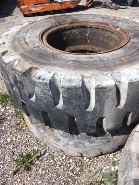 Bridgestone v Naudoti ratiniai krautuvai