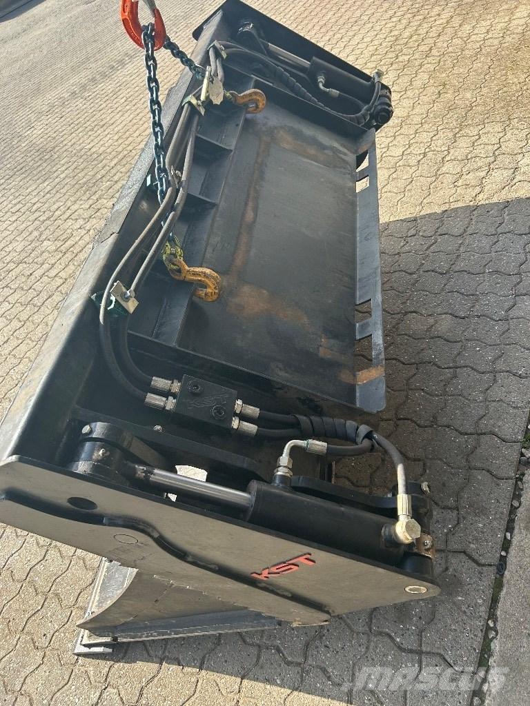  KST 4 i en skovl Kaušai