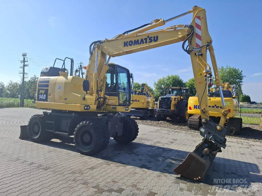 Komatsu PW 148-11 Ratiniai ekskavatoriai