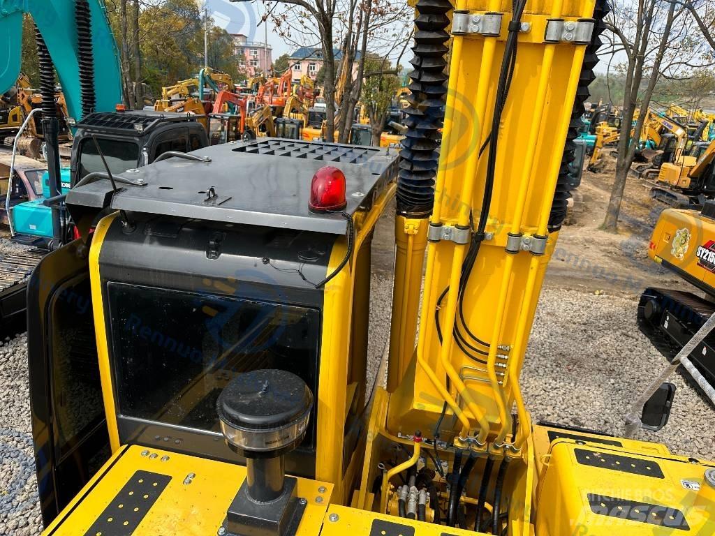 Komatsu PC 220-8 Vikšriniai ekskavatoriai