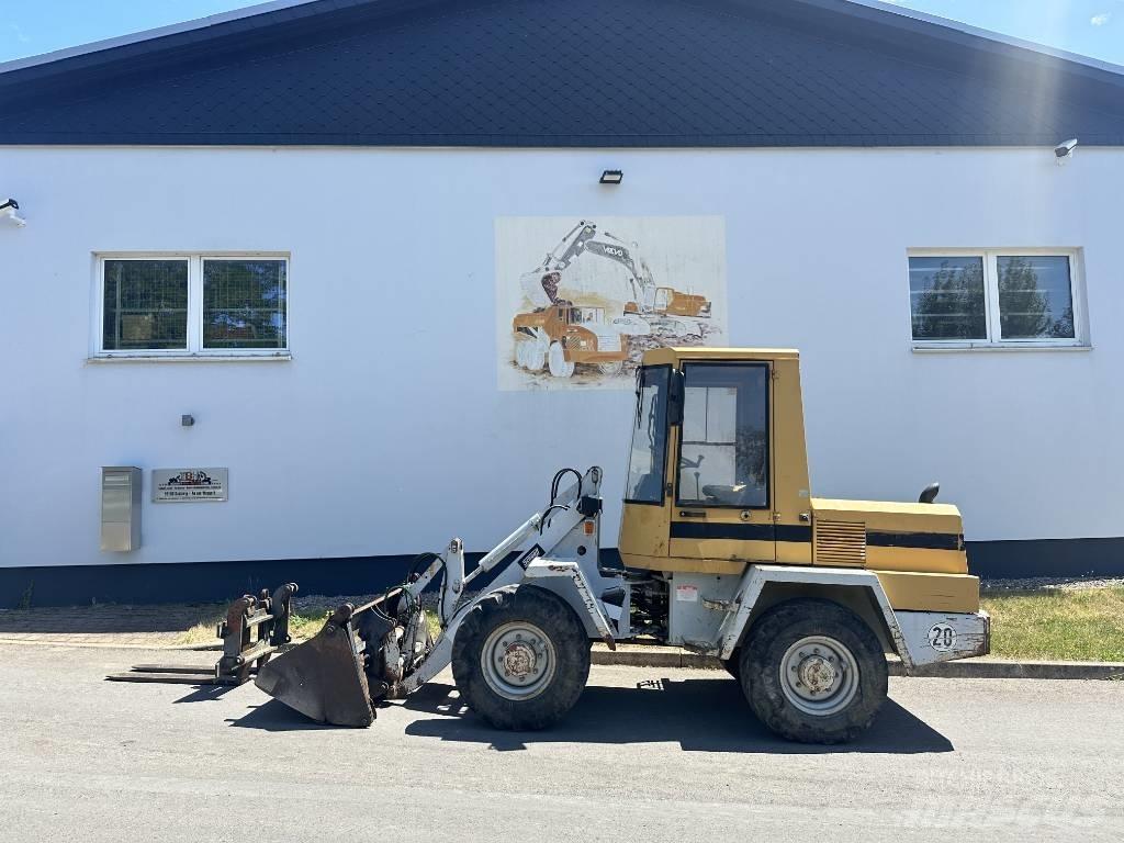 Schaeff SKL 832 Naudoti ratiniai krautuvai