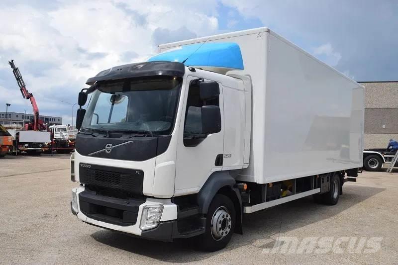 Volvo FL 250 Sunkvežimiai su dengtu kėbulu