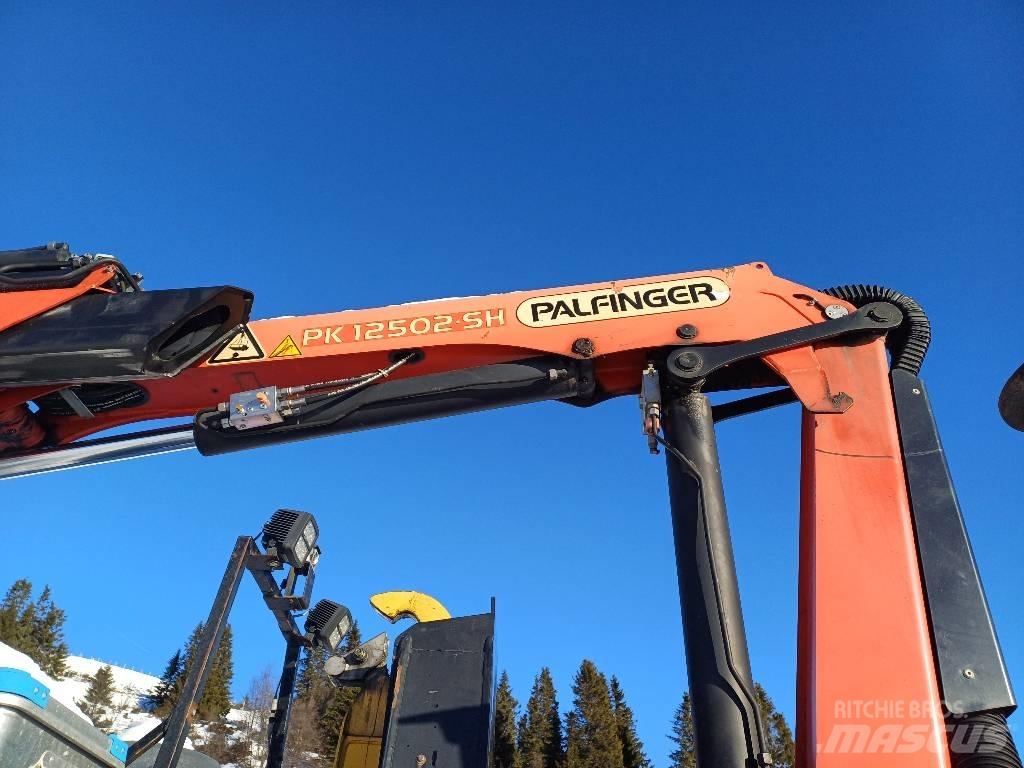 Prinoth T8 Vikšrinė savivartė technika