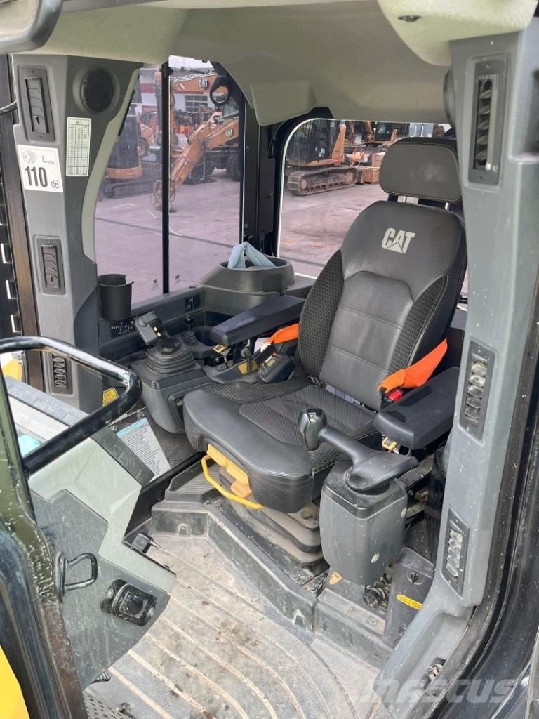 CAT D 5 LGP Vikšriniai buldozeriai