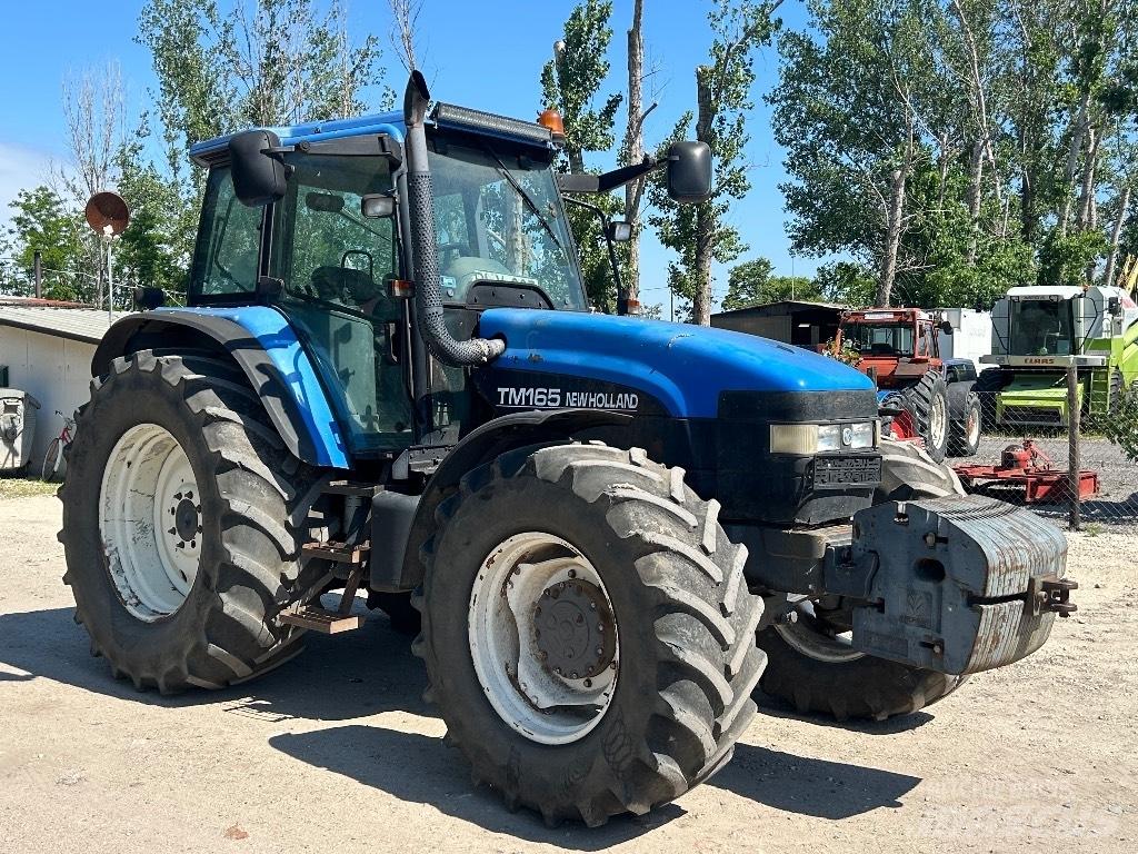 New Holland TM 165 Traktoriai