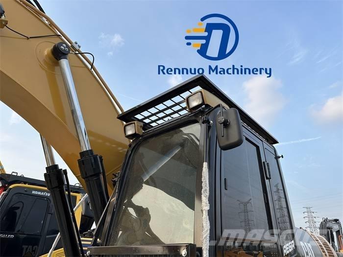 CAT 320 D2L Vikšriniai ekskavatoriai