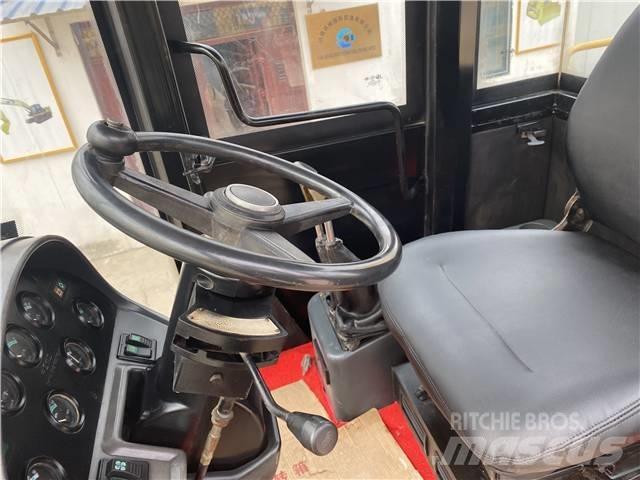 CAT 966 H Naudoti ratiniai krautuvai