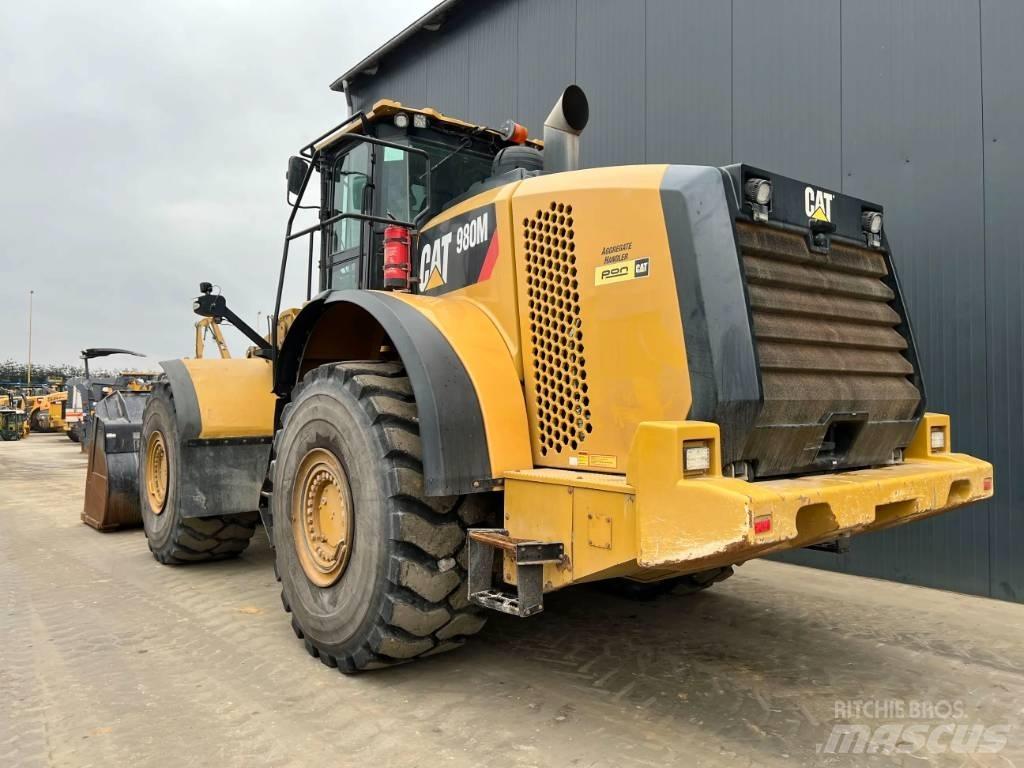 CAT 980M Naudoti ratiniai krautuvai