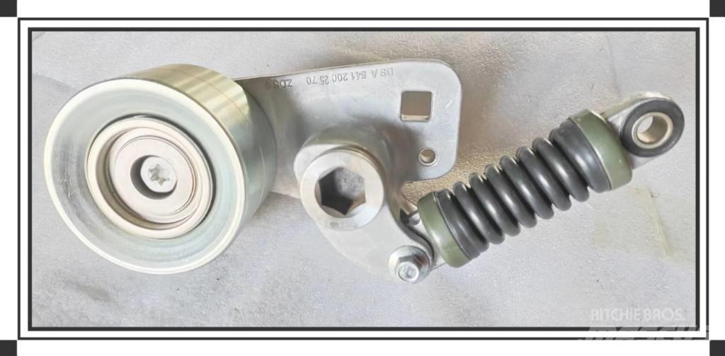 CLAAS Belt tensioner Varikliai