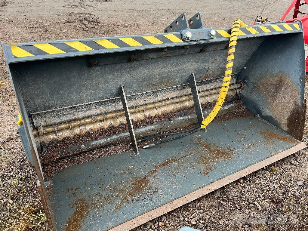 Stark HK1000 Smėlio ir druskos barstytuvai