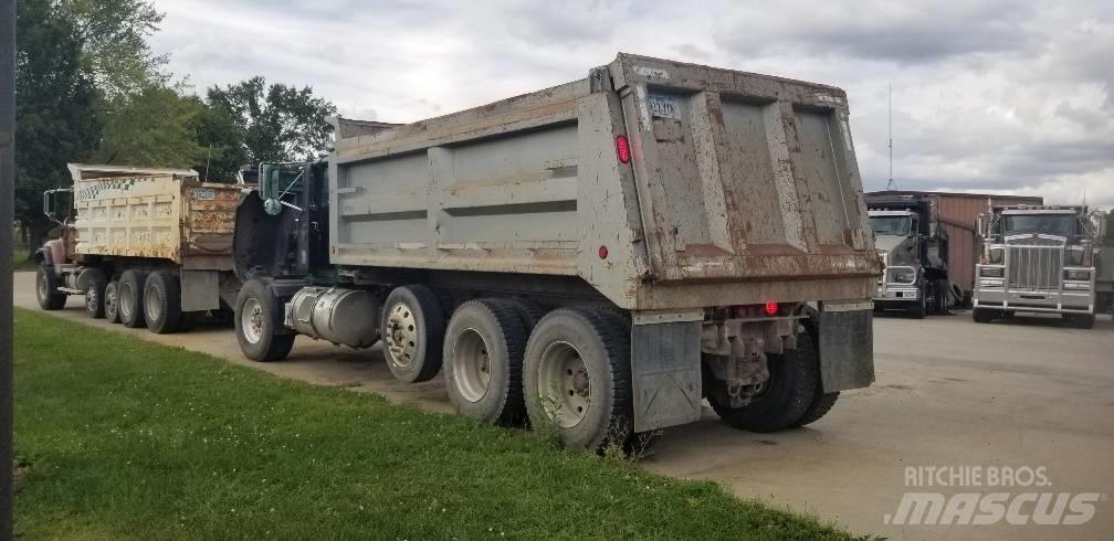 Mack RD 350 Savivarčių priekabų vilkikai