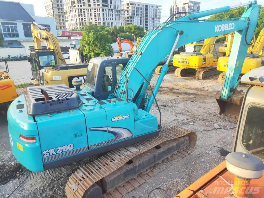 Kobelco SK 200-8 Vikšriniai ekskavatoriai