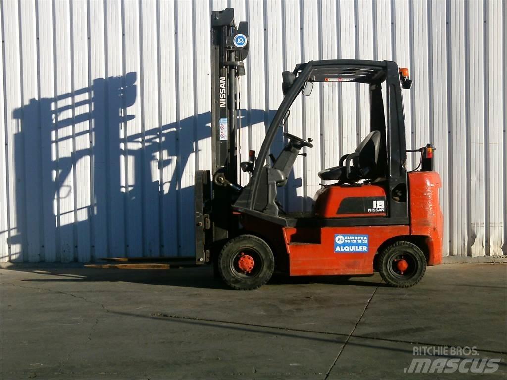 Nissan FD01A18Q Dyzeliniai krautuvai