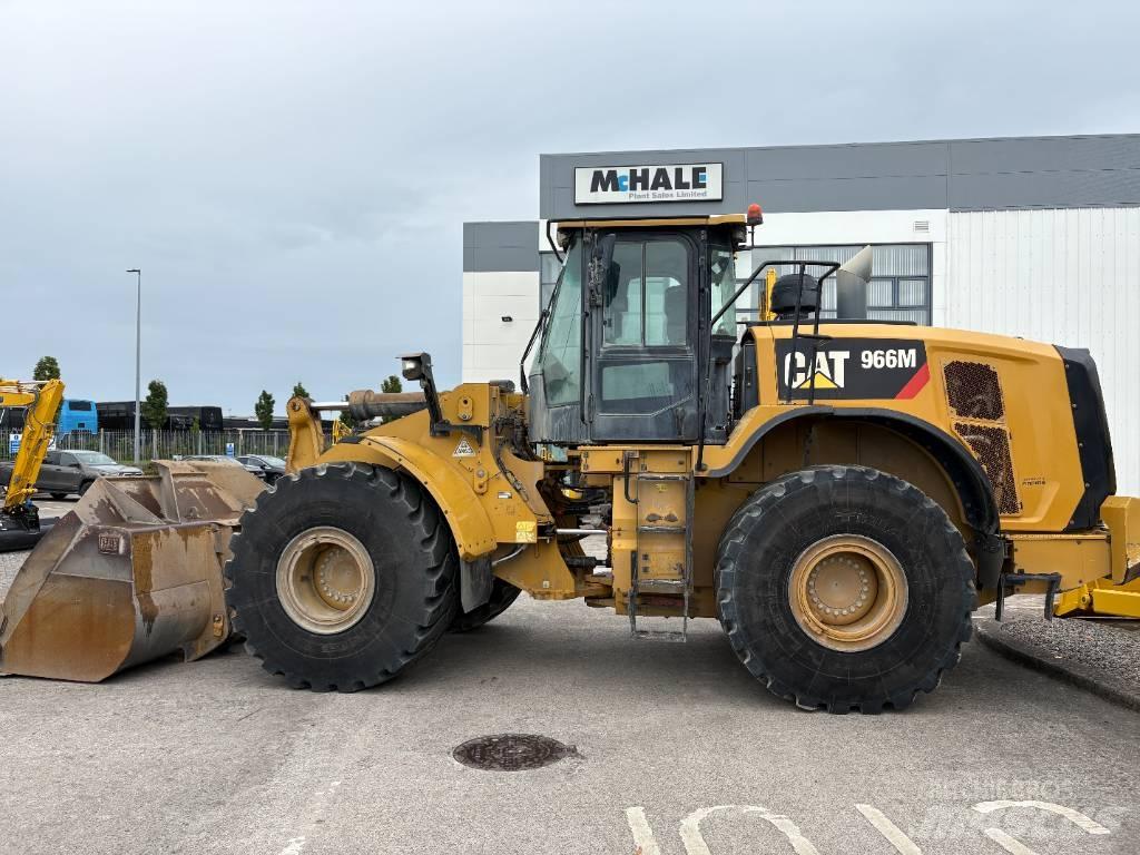 CAT 966M Naudoti ratiniai krautuvai