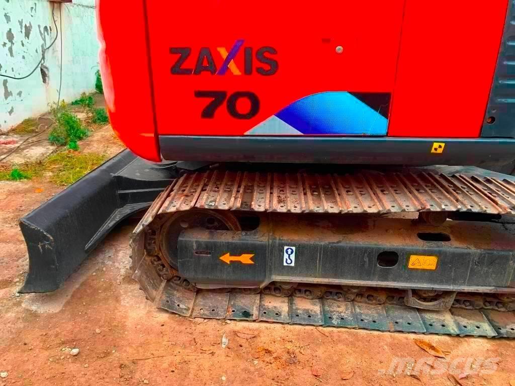 Hitachi Zaxis 70 Vikšriniai ekskavatoriai